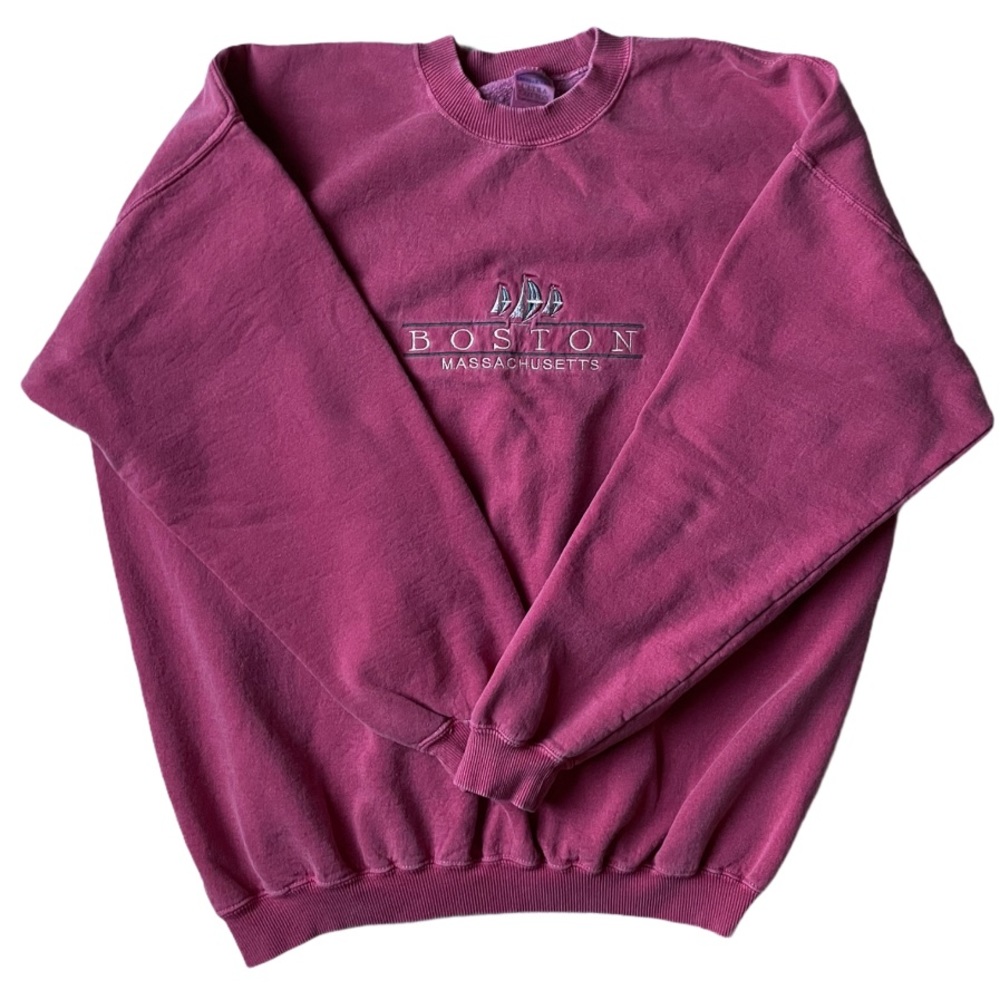 VTG oversize Boston Massachusetts crewneck sweater